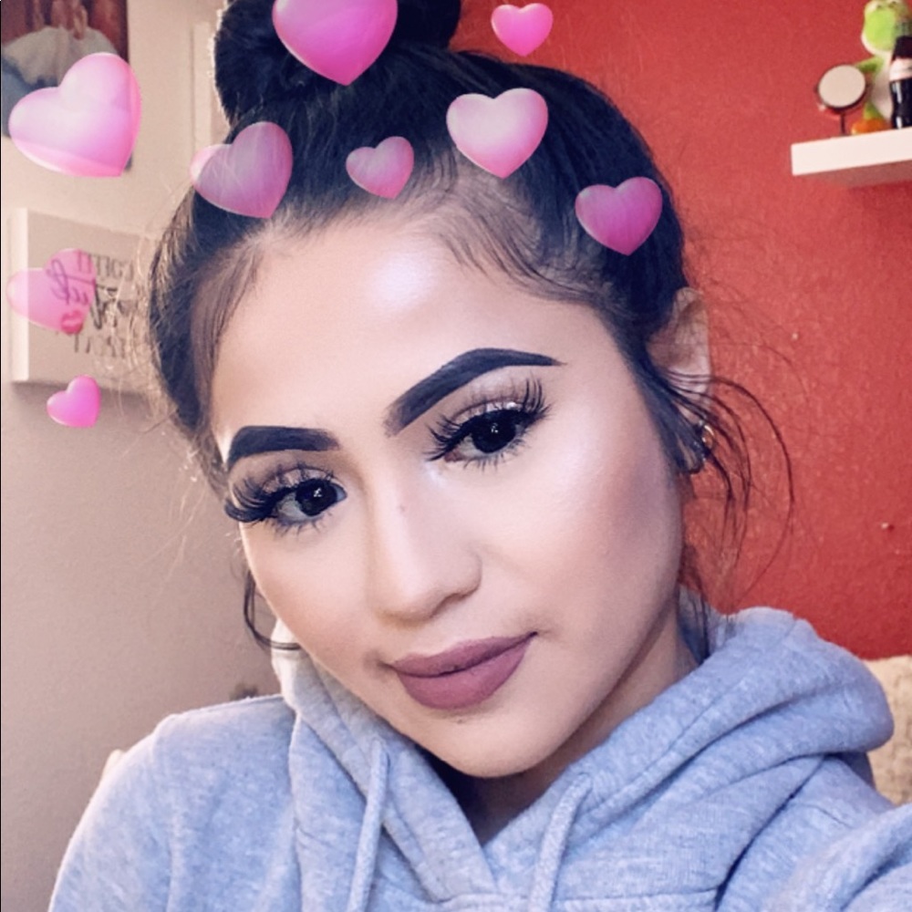 Meet your Posher, Bianca